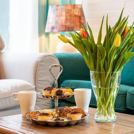 Endearing Holiday Home In Noordwijkerhout With Garden Bbq ภายนอก รูปภาพ