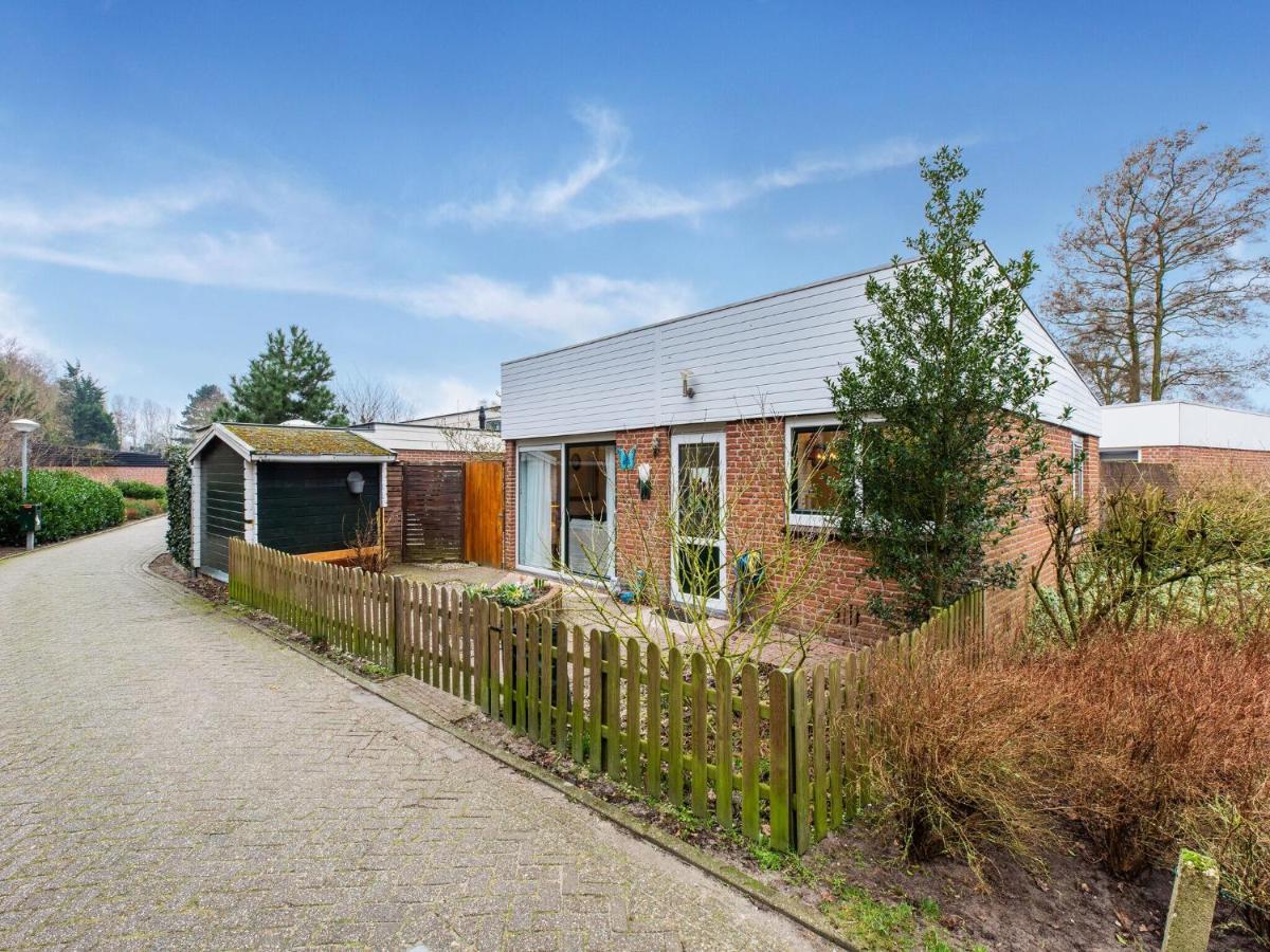 Endearing Holiday Home In Noordwijkerhout With Garden Bbq ภายนอก รูปภาพ