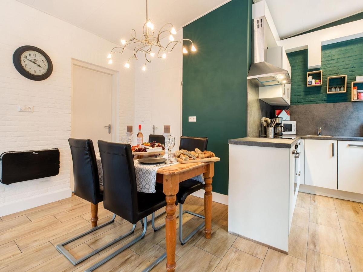 Endearing Holiday Home In Noordwijkerhout With Garden Bbq ภายนอก รูปภาพ