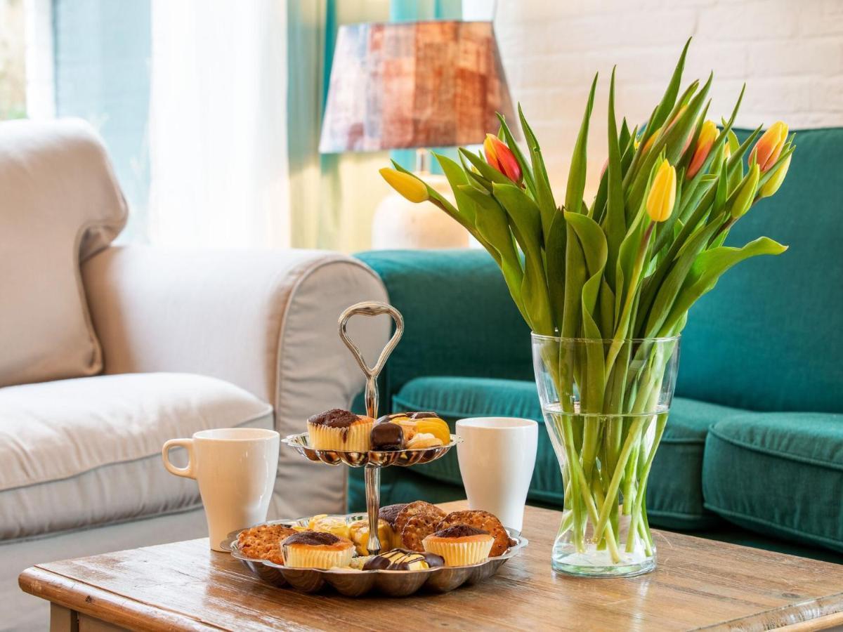Endearing Holiday Home In Noordwijkerhout With Garden Bbq ภายนอก รูปภาพ