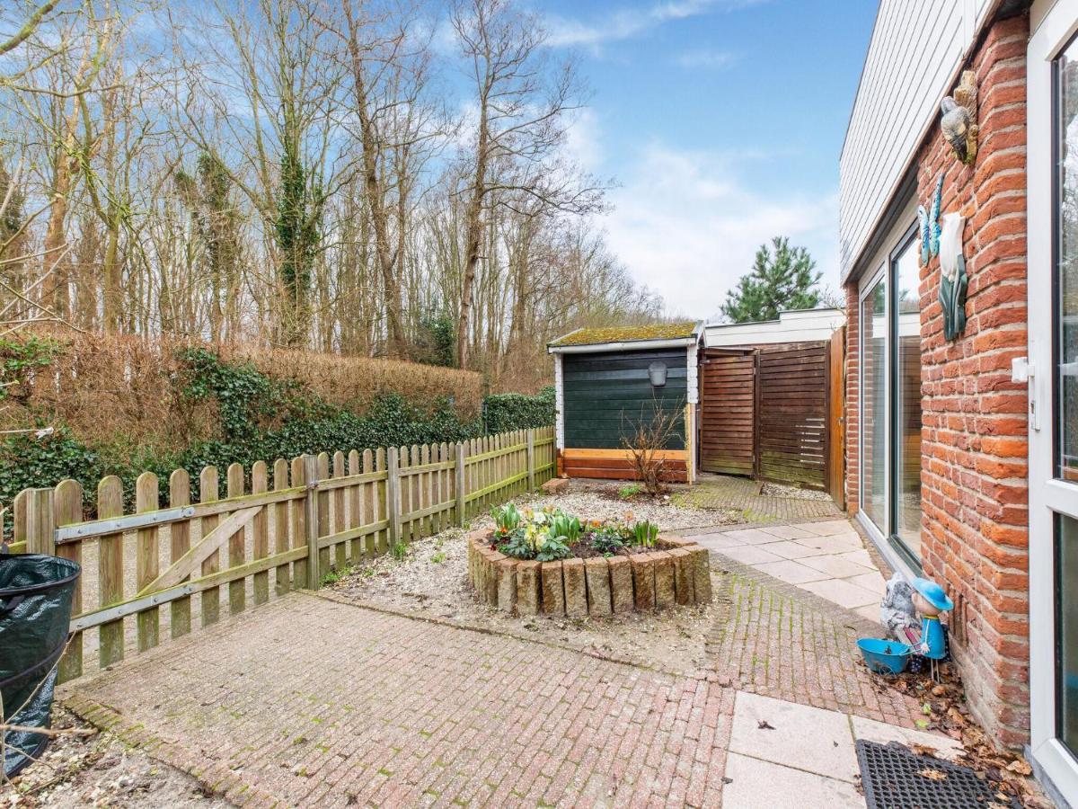 Endearing Holiday Home In Noordwijkerhout With Garden Bbq ภายนอก รูปภาพ